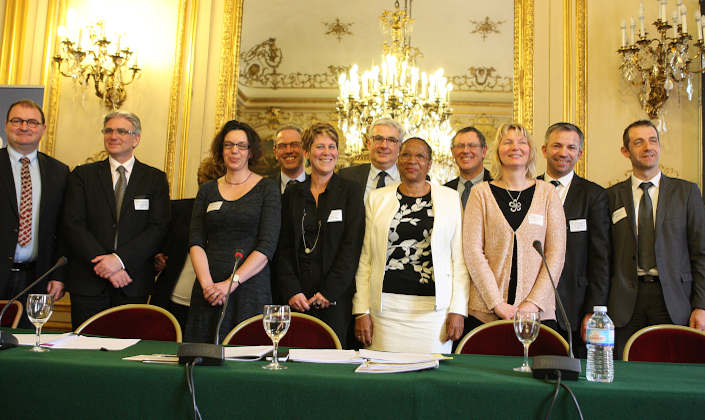 Les ambassadeurs de la Journée citoyenne face à l'objectif