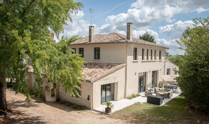 Vue de la villa Seniors du domaione Monrepos